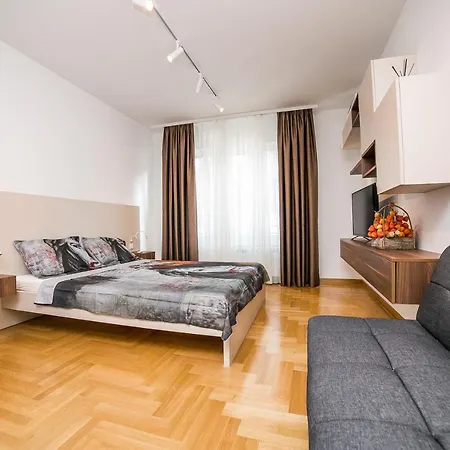 Stefani Ii * Beograd